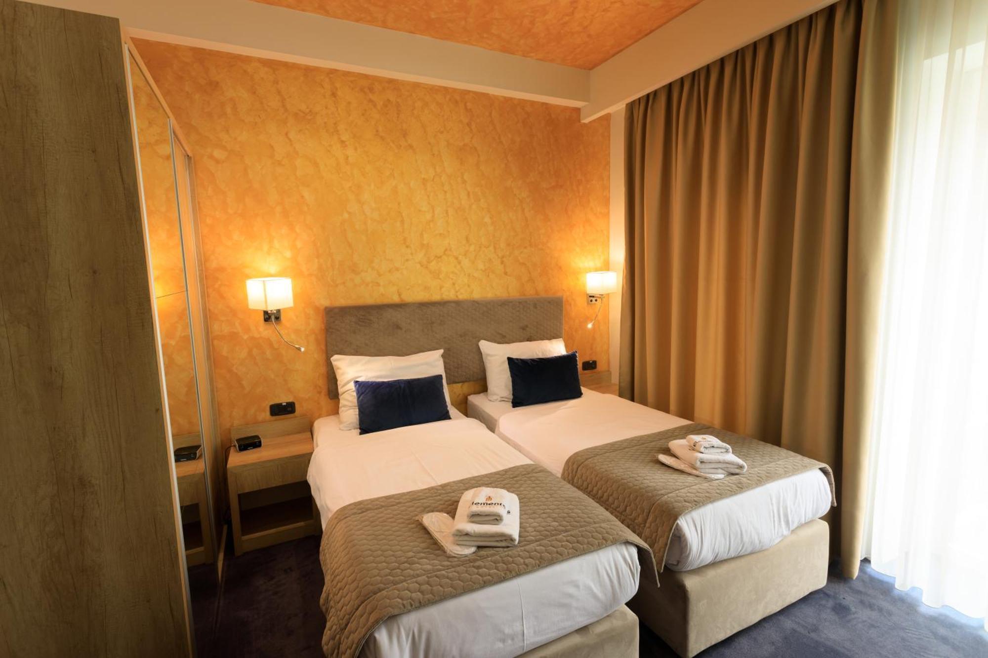 Hotel Elements Novi Pazar Kültér fotó